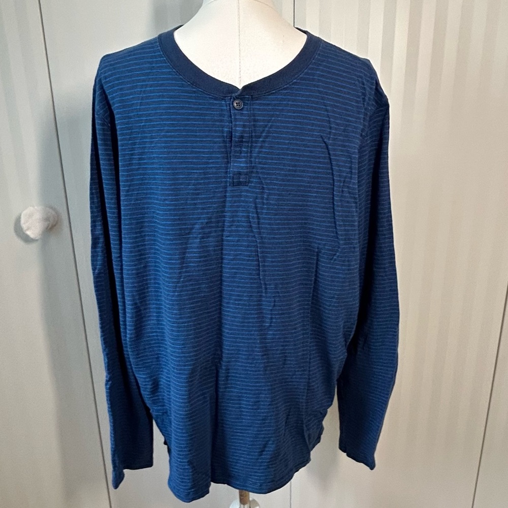 Gap men’s blue striped cotton long sleeve Size XL